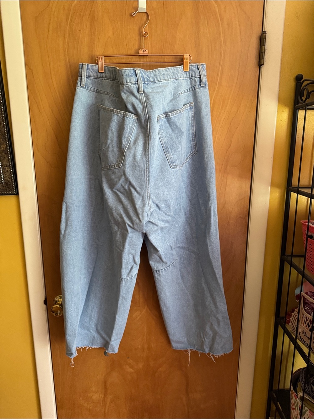 Universal Thread Light Wash Wide Leg Jeans with Frayed Hem - Picture 5 of 5